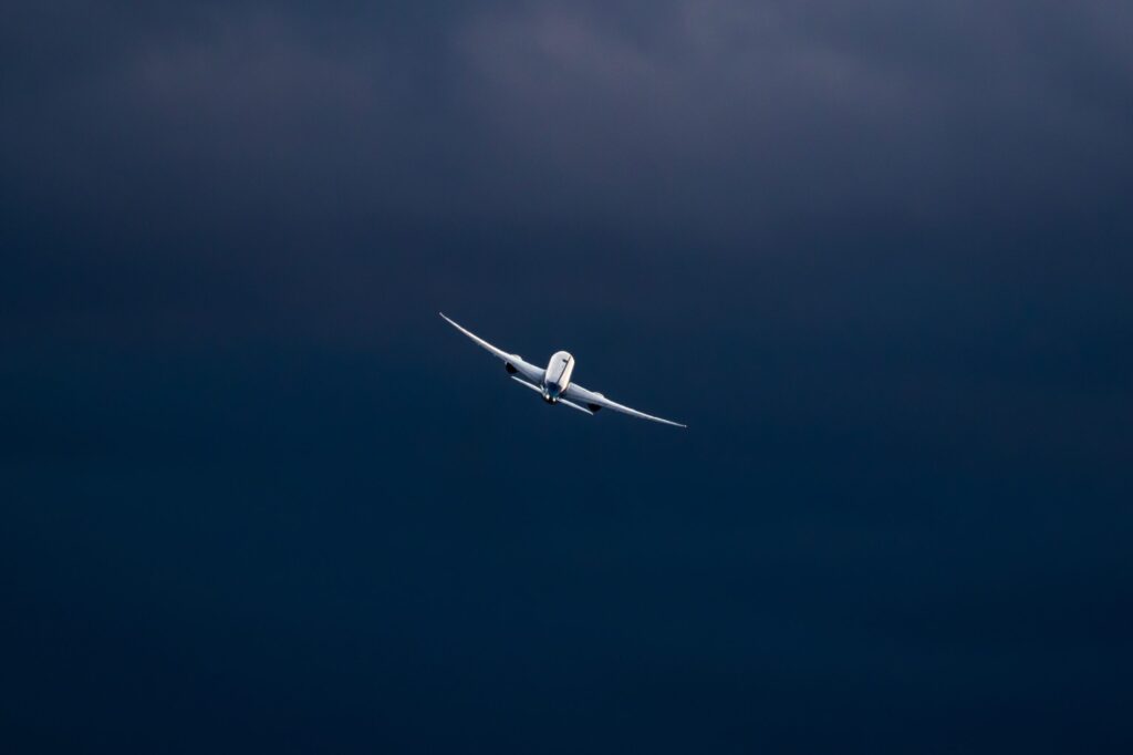 How to Decarbonize Aviation? Beyond SAF — Key Pathways to Zero Emissions Flight