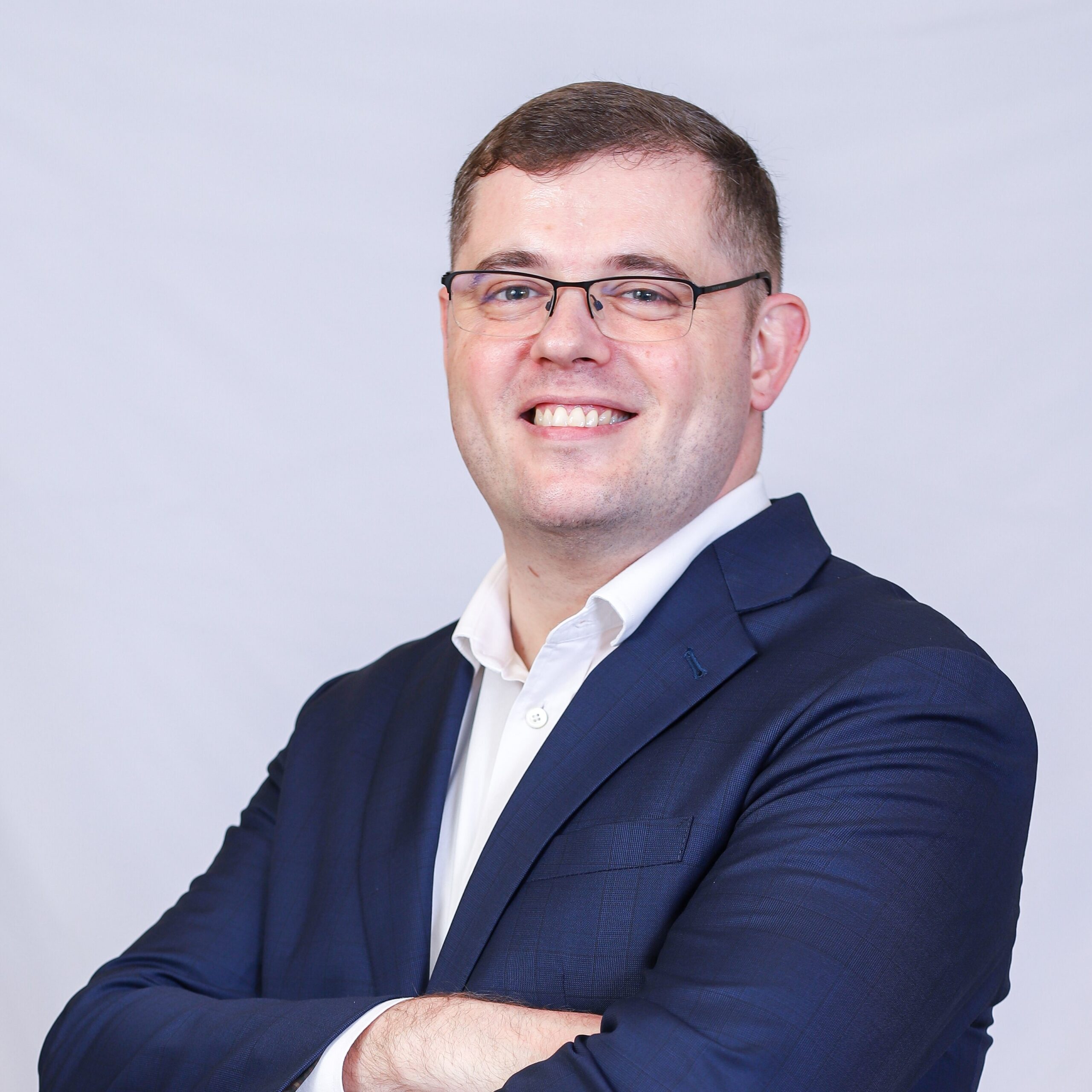 Dr. Chris Aurand